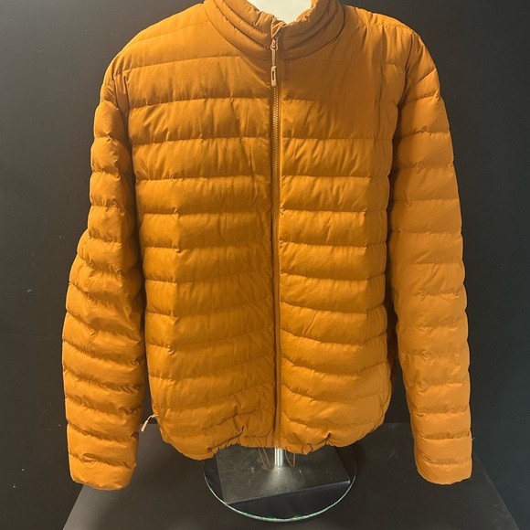 Wind River Puffer Jacket - Picture 2 of 10